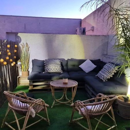 Appartcosy Emplacement Ideal Avec Terrasse & Parking Prive Nimes Exterior photo